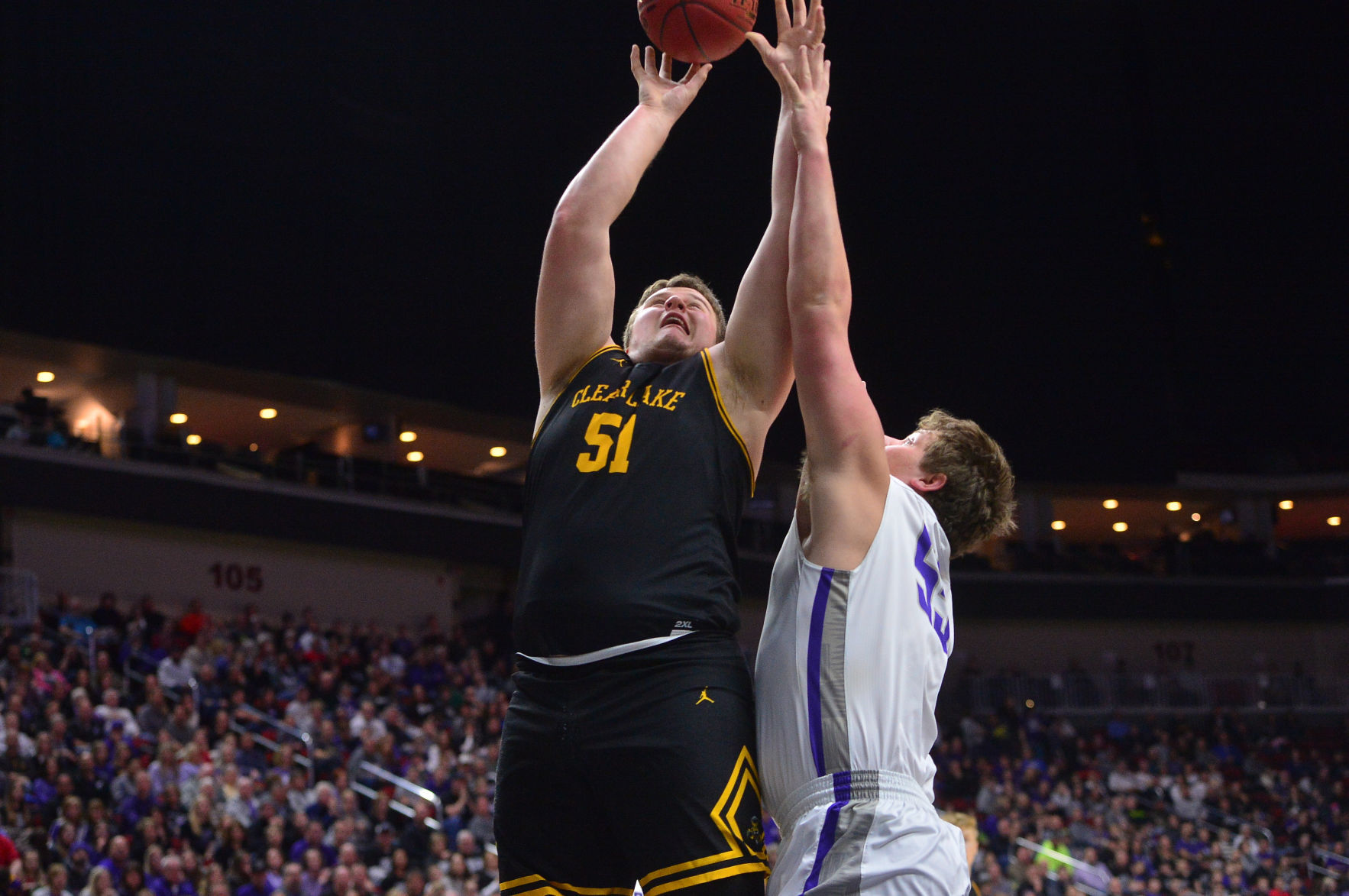 State BBall Clear Lake vs. Norwalk 8
